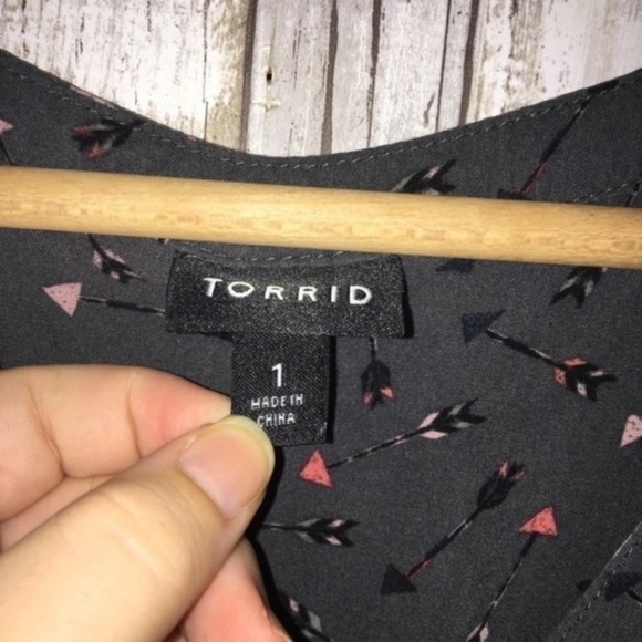 Torrid Grey Arrow Button Down Blouse - Picture 5 of 5